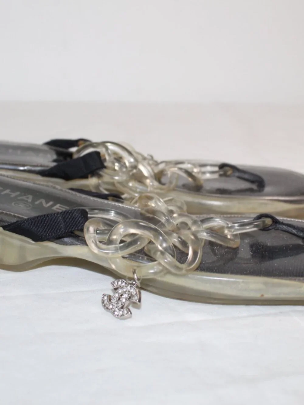 Chanel Jelly Chain Clear CC Studded Charm Thong Sandals 37.5 US 7.5 9.25 Insole